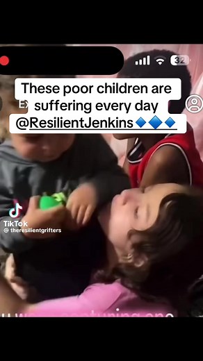 These children are clearly suffering every day, and poor Addy carries the weight of the world and her parents’ bad decisions on her shoulders. Will something ever be done? @Resilient Jenkins 🔹🔷🔹 can you not see their mental health has declined? #resilientjenkins #jenkins #jenkinsresiliencecrew #stephaniejenkins #fyp