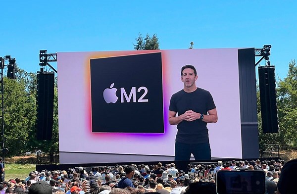 John Ternus Backed to Replace Apple CEO Tim Cook