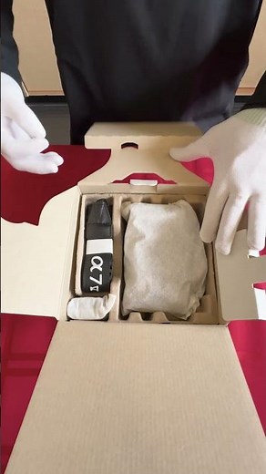 Unboxing the NEW Sony A7V! 📸🔥 | Mike’s Camera