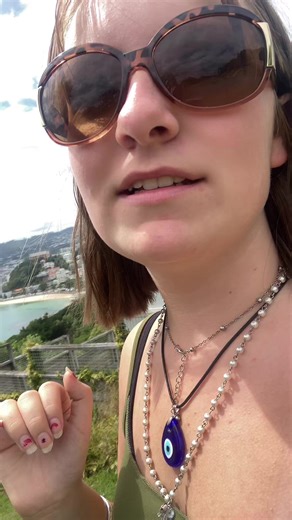 Experiencing the Exquisite Viral Slide Adventure