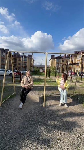 🔑 1-к. квартира, 35 м² Абсолютно новая квартира в ЖК «Авиатор» Дом кирпичный , теплый зимой , прохладный летом , идеальный второй этаж Квартира с новым ремонтом, новым балконом, диван и шкаф ,полностью готовая к проживанию, есть стиральная машинка atuta.ru ДОСКА ОБЪЯВЛЕНИЙ БЕЗ СКРЫТЫХ НОМЕРОВ 📛 УБЕДИТЕЛЬНАЯ ПРОСЬБА !!! ⚠️ По всем интересующим вопросам ЗВОНИТЕ или пишите АГЕНТУ лично !!! 📲 7(928)613-91-64 - Дмитрий 📲 7 (918) 899-09-79 - Оксана 🔊 Отдел маркетинга не занимается продажей объект
