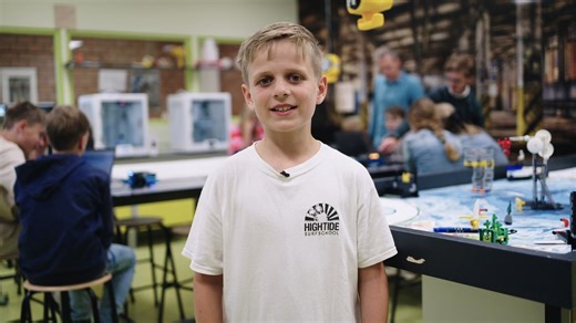 Driestar Gouda on Instagram: "🎥 𝗘𝗲𝗻 𝗸𝗶𝗷𝗸𝗷𝗲 𝗶𝗻 𝗗𝗿𝗶𝗲𝘀𝘁𝗮𝗿 𝗚𝗼𝘂𝗱𝗮 𝗵𝗮𝘃𝗼 𝘃𝘄𝗼 Benieuwd hoe het is om leerling te zijn op Driestar Gouda havo vwo? In deze video krijg je alvast een inkijkje in onze school: de sfeer, de lessen en de mensen die hier elke dag samen leren en groeien. Wil je dit zelf ervaren? Dan ben je van harte welkom op onze Open dag op zaterdag 24 januari. Tijdens deze ochtend kun je de school van dichtbij ontdekken, lokalen bekijken, in gesprek gaan met do