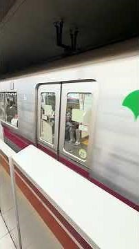 【いずれ廃車になる？】都営大江戸線12-000形12-261F都庁前行き/六本木駅着発