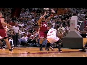 Dwyane Wade - Art of Splitting the Defense