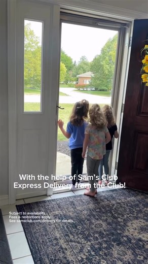 #SamsPartner Planning for the unplanned with the help of Sam's Club Express Delivery from Club! The order process on the app is easy, and everything is delivered straight to our doorstep. The ultimate time saver, especially for busy sports and school nights. Try Express Delivery from Club: Feed your family with meals that are an amazing value and skip the trip—Sam’s Club brings it right to your door. #SamsClub #MembersMark *Subject to availability. Fees & restrictions apply. See samsclub.com/del