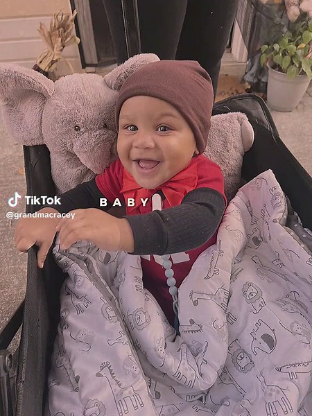 #CapCut Tomorrow is a RACQ Star’s Birthday! Yall know he was born TWO Racq! #BabyRacqStar #BornTwoRacq #TheBIGlilBrother #Racquette #WishRacqAhappy2ndBirthday #DontBeRudeToRacq #GrandmaCracey #FYP @Cici🌻