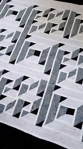 Today was a really fun day in the quilting studio, even the teenagers stopped in to tell me the quilt design was pretty awesome! 🖤 This Labyrinth quilt was made by my friend Karen Renz and she sent it to me to add some longarm textures so I added the Paradox quilt pantograph and it turned out perfect!! What do you think? #modernquilt #modernquilting #mqg #geometric #texasquilter #atx #texas #labyrinth #quilt #quilting #paradox #handmade #sew #sewing #crafting #diy #friends #quiltsofinstagram #l