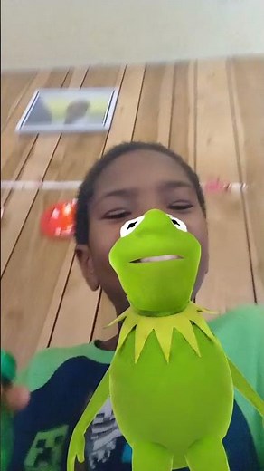 the Muppets is happy for song