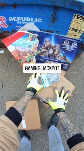 Dumpster Dive King 🤴 | Dumpster diving Gamestop and found sealed Nintendo and Ps cases Rare display #gaming #dumpsterdiving #gamer #nintendo #Playstation | Instagram
