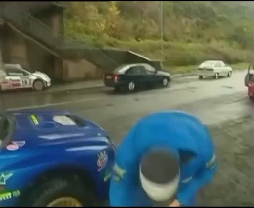 Subie Flow Chile 🇯🇵🇨🇱 | Richard Burns won the 2001 FIA World Rally Championship driving a Subaru Impreza WRC for Subaru World Rally Team, becoming the first (and... | Instagram