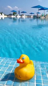 Our rubber ducky awaits you in paradise to enjoy sunny days! 🐥 How many days until you are here? 👉 Check out our exclusive offers: https://bit.ly/3XEhgML #AquaLover | Live Aqua Beach Resort Cancun
