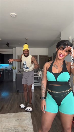 949K views · 66K reactions | 老 I’m convinced he can’t stick to the script | Mitchgameartxs | Facebook