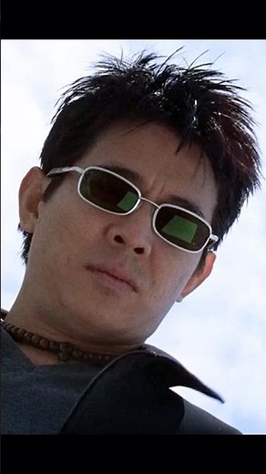 Cradle 2 the Grave - Jet Li's INSANE Rooftop Chase & Fight Scene! 🥋 #movie