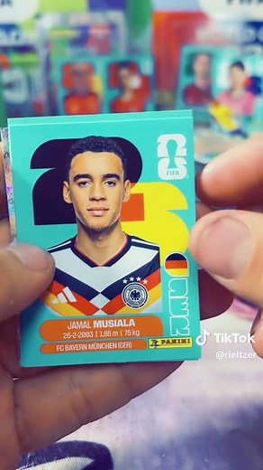 La figurita más exclusiva de Tim Payne del álbum Mundial 2026