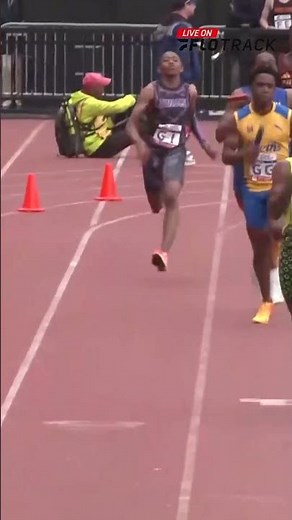 QUINCY WILSON Splits 44.37 For INSANE Comeback In 4x400m Prelims At Penn Relays!
