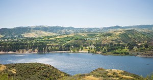 The 6 best lakes near Los Angeles to swim, boat and hike
