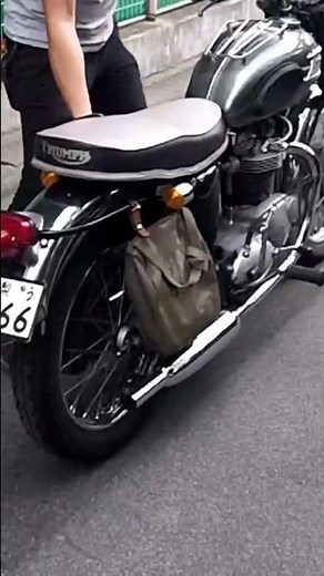 1964年トライアンフ 昭和を駆け抜けた名車 エンジン音に痺れる 1964 Triumph 昭和浪漫