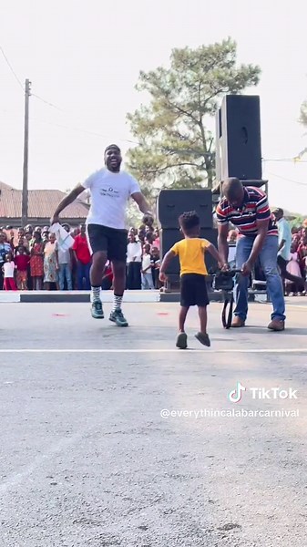 STILL IN THE 32 DAYS OF NONSTOP CARNIVAL EXPERIENCE JUNIOR CARNIVAL 2024 CHILDREN DANCE COMPETITION #calabarcarnival2024 #africanbiggeststreetparty #calabarcarnival #crossriver #calabar #streetparty #carnival #32daysOfNonStopCarnivalExperience #JuniourCarnival #christmasincalabar #eventswithuyilo