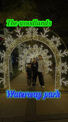 Explore The Woodlands Waterway Park Christmas Lights