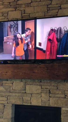 Exploring the iCarly Boat Table and More | Nickelodeon Sweepstakes Winner's House Tour