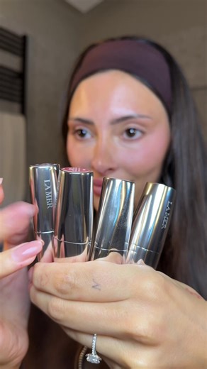 This is my go to makeup when its freezing out, NO POWDER! Makes my skin CRUMBLE. @LA MER @maccosmetics @Charlotte Tilbury @Makeup By Mario #asmrsounds #asmrvideo #asmrtiktoks #asmrmakeuptutorial #2026