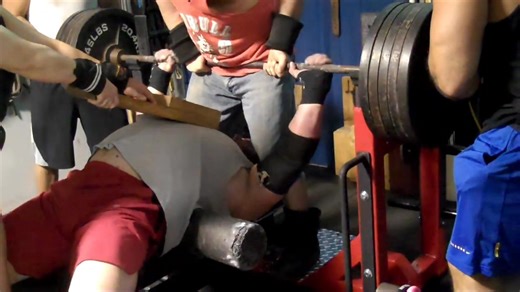 Not everyone is a real 500 pound raw Bencher but i sure have heard alot of random folks through the years swear they could back in High school.🤣🤣🤣🤣 Especially when and where it counts, in a real Powerlifting meet with rules, judges and when it matters. Fortunately over the years we have produced a few here at Team NeboBarbell - Nebo, North Carolina. My best in competition: 530 @ 260 bodyweight. Joey Smith 550 pounds raw 2board in training | Team NeboBarbell - Nebo, North Carolina