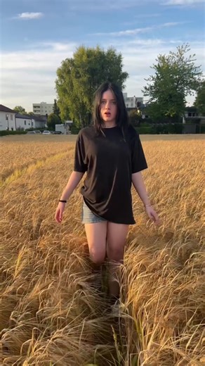 I love CHIHIRO trend#billieeilish @BILLIE EILISH i love trend chihiro | chihiro trend