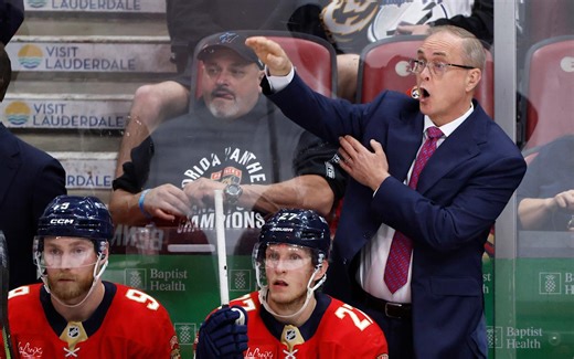 Panthers coach Paul Maurice set to join 2,000-game club with Scotty Bowman, the only other member
