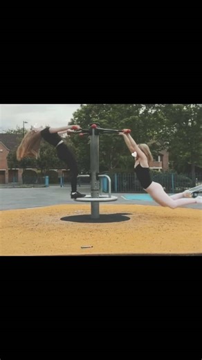 Justin Bieber - Sorry (Official Music Video)