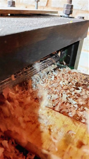 Router Bit Cutting on Wood. #RouterBit #WoodRouting #WoodCutting #Woodworking