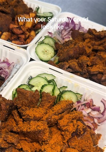 Exploring Toronto's Vibrant Restaurant Scene on a Saturday