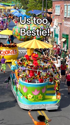 12K views · 182 reactions |  I mean, did we expect anything less from a Halloween parade this good? #Halloween #SesamePlace #Philadelphia | Sesame Place | Facebook