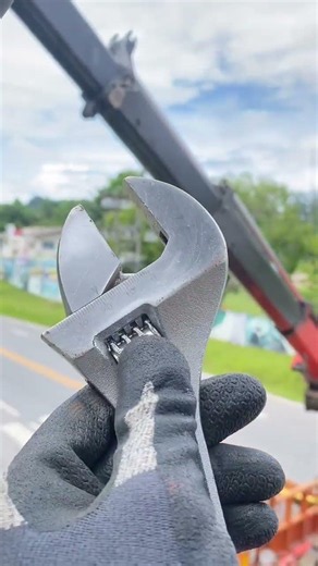 😱 How Linemen Install Heavy-Duty Structural Bolts! #lineman #utilitywork #powerlines #linemansafety