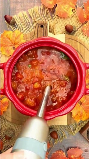 🍅 CHERRY TOMATO SOUP WITH CRUMBLED TEMPEH BACON