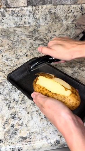 3.7K views · 19 reactions | Hamburger Potato Casserole!! Full free recipe on my website!! This is one of my favs!  #dinnerideas # | Mildred Collins | Facebook