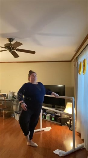Ballet ZOOM: Practicing Poses at Home with Lizzy