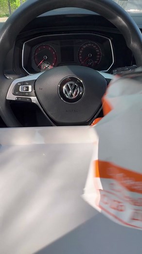 Popeyes 🍗 #mukbang #asmr #asmrmukbang #asmrsounds #eat #food #foodie #yummy #canada #cheese #chicken #burger #fries