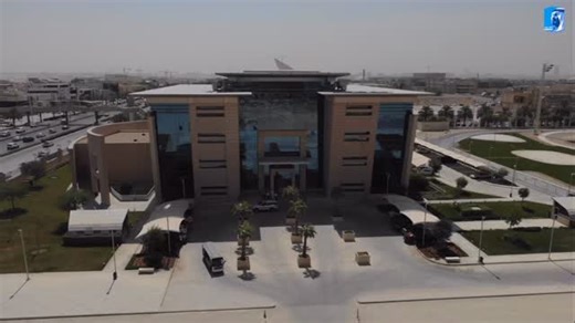 ‎جامعة الأمير سلطان‎ on Instagram‎: "‏على هامش المؤتمر الدولي الثالث في الاستدامة ⁦‪#ICSDI2026‬⁩، افتتح رئيس ⁧‫#جامعة_الأمير_سلطان‬⁩ د. أحمد اليماني، بحضور م. مشعل الخليوي، المدير التنفيذي لقطاع السياسات الوطنية والشؤون الاقتصادية بهيئة تنمية البحث والتطوير والابتكار، معمل الهندسة الجيوتقنية بالجامعة المدعوم من الهيئة، والمجهّز بتقنيات الروبوتات و ⁧‫#الذكاء_الاصطناعي‬⁩؛ لدعم البحث العلمي والتطبيقات العملية في مجالات الهندسة الجيوتقنية. During the 3rd International Conference on Sustainability #