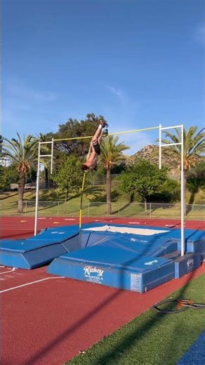 Jack Gunter freshman Norco High 13’6 1/4” Pole Vault #highschoolpolevault