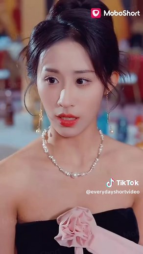 #beneaththeunwantedwifesmask #shortplay #foruyou #shortdrama Beneath the unwanted wife's mask (episode*20) watch more videos please click my homepage and follow me.