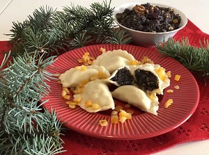 Pierogi Z Makiem - Polish Poppy Seed Pierogi Recipe