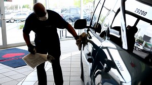 Leasing vs. buying a car: Pros, cons and what you need to know