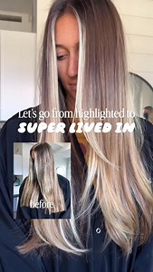 📌 SAVE THIS FOR WHEN YOU NEED TO TRANSITION FROM HIGHLIGHTS TO LIVED IN! A few extra notes: ✨ the top section was really blonde, but she had way more existing dimension in the underneath sections of her hair (if she was super solid blonde throughout I would have added lowlights to break it up and then I would have root melted) ✨ I match the natural level when I root melt so that I can fully erase the line of demarcation (my favorite is @schwarzkopfusa Vibrance and I mix a -1 and -0 together) 📌