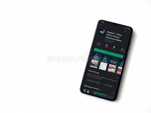 Magisto Video Editor&filmmaker App Play Store Page on the Display of a Black Mobile Smartphone Isolated on White Background Redactionele Stock Afbeelding - Image of exemplaar, donker: 191920864