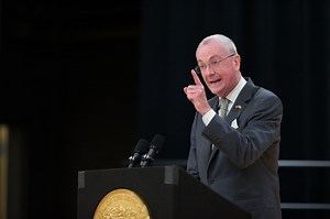 Murphy signs laws to combat misclassifying workers as contractors instead of employees