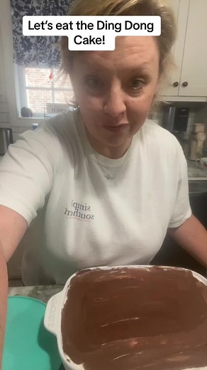 This DING Dong cake is DELICIOUS!! The recipe is in another video from today! ❤️#fypシ゚viral #delicious #cake #dessert #chocolate #dingdongcake #letseat