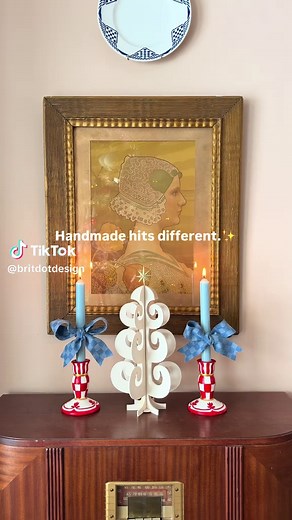 Hand Painted Christmas Decor Tutorial
