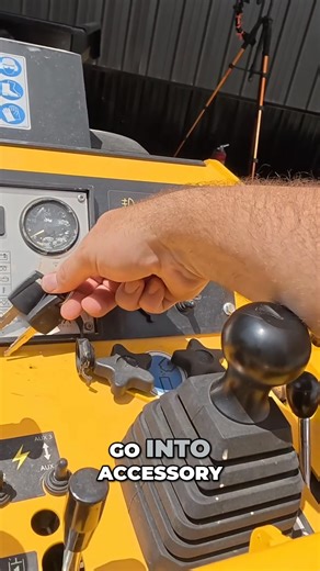 Connecting mini skid steer hydraulics can be tricky, but there's a simple solution. Learn how to relieve the pressure and get everything hooked up correctly. Now everyone can operate this machine like a pro! Tag someone who needs this tip. #skidsteer #hydraulics #construction #tips #howto | Joe The Farmer