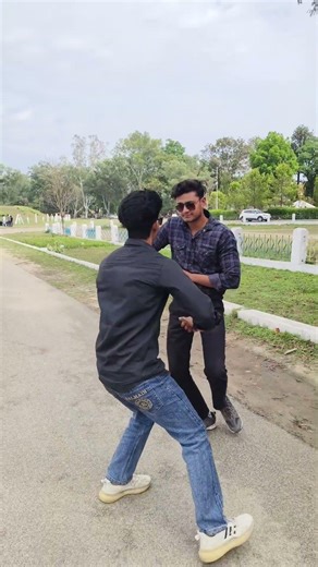 teriiiiii😂😂#trendingshorts #funny #ytshorts #bigfun