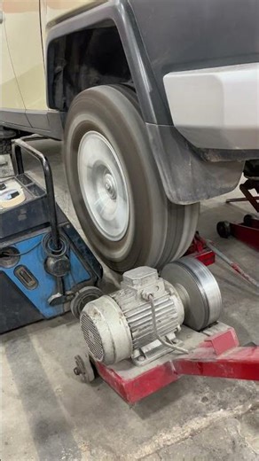 Wheel balancing #automobile #mechanic #automotivetools #car #grothmychannal #diy